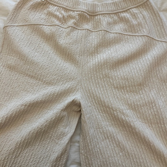 LULULEMON NEW Capri Stretch Wide Leg Ribbed Straight Leg Super-High-Rise Crop - Picture 8 of 16